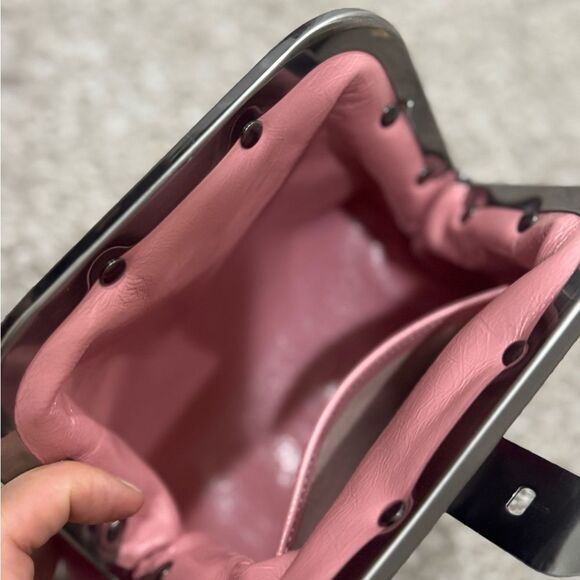 Pink Togo Calfskin Handmade Unique Rivet Frame Purse, Shoulder Bag, Crossbody - Picture 15 of 16